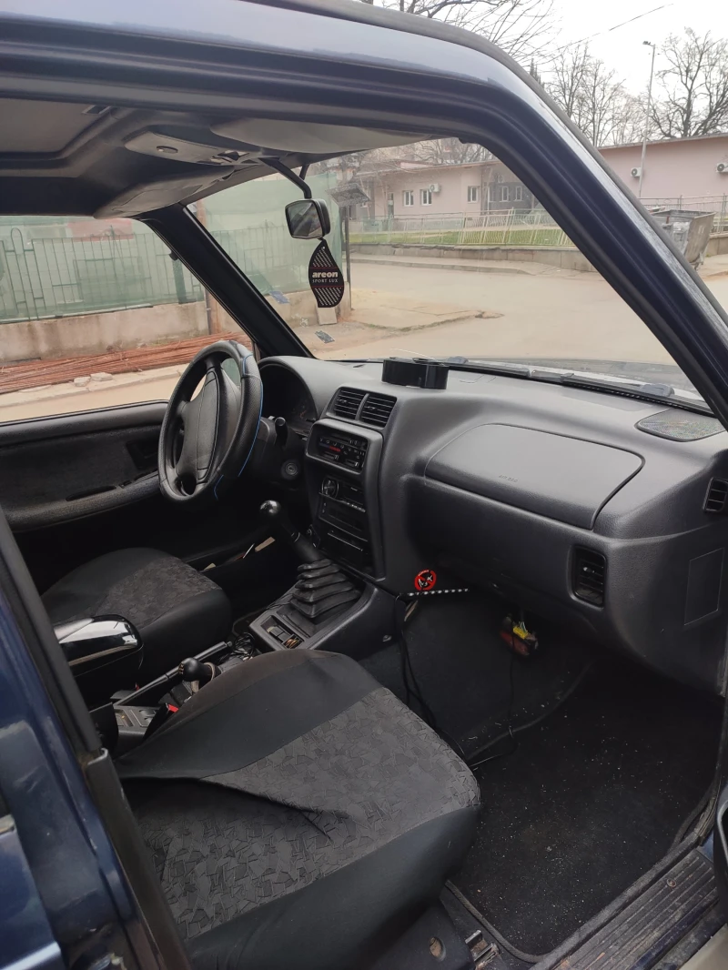 Suzuki Vitara Газова уредба , повдигната , лети джанти , затъмне, снимка 6 - Автомобили и джипове - 52902312