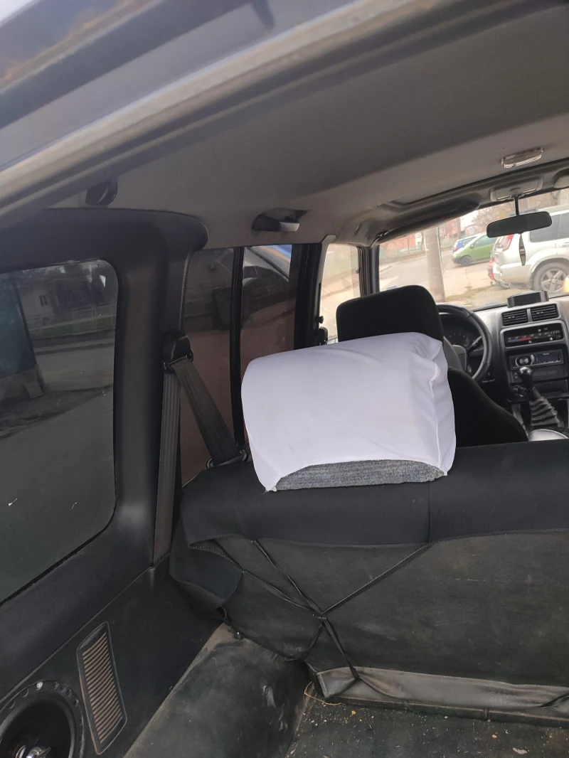 Suzuki Vitara Газова уредба , повдигната , лети джанти , затъмне, снимка 10 - Автомобили и джипове - 52902312