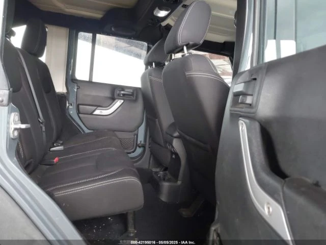 Jeep Wrangler UNLIMITED RUBICON - изображение 8