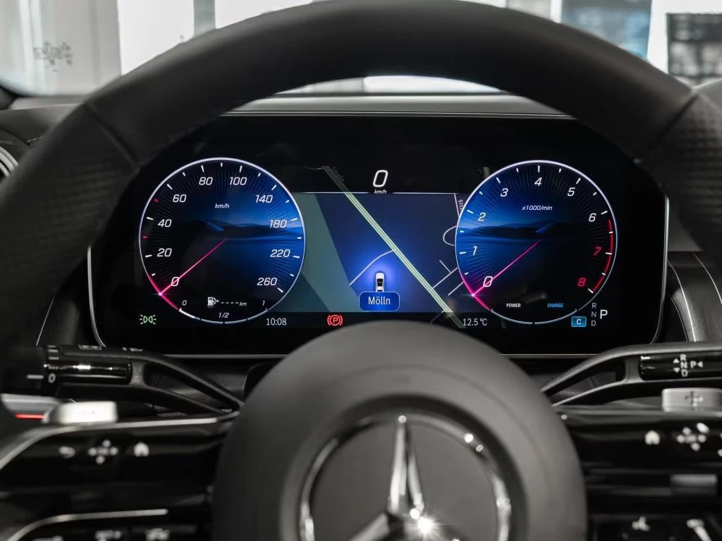 Mercedes-Benz GLC 200/AMG/204HP/COUPE/4M/CARPLAY/MEMORY/DIGITAL/260f - изображение 7