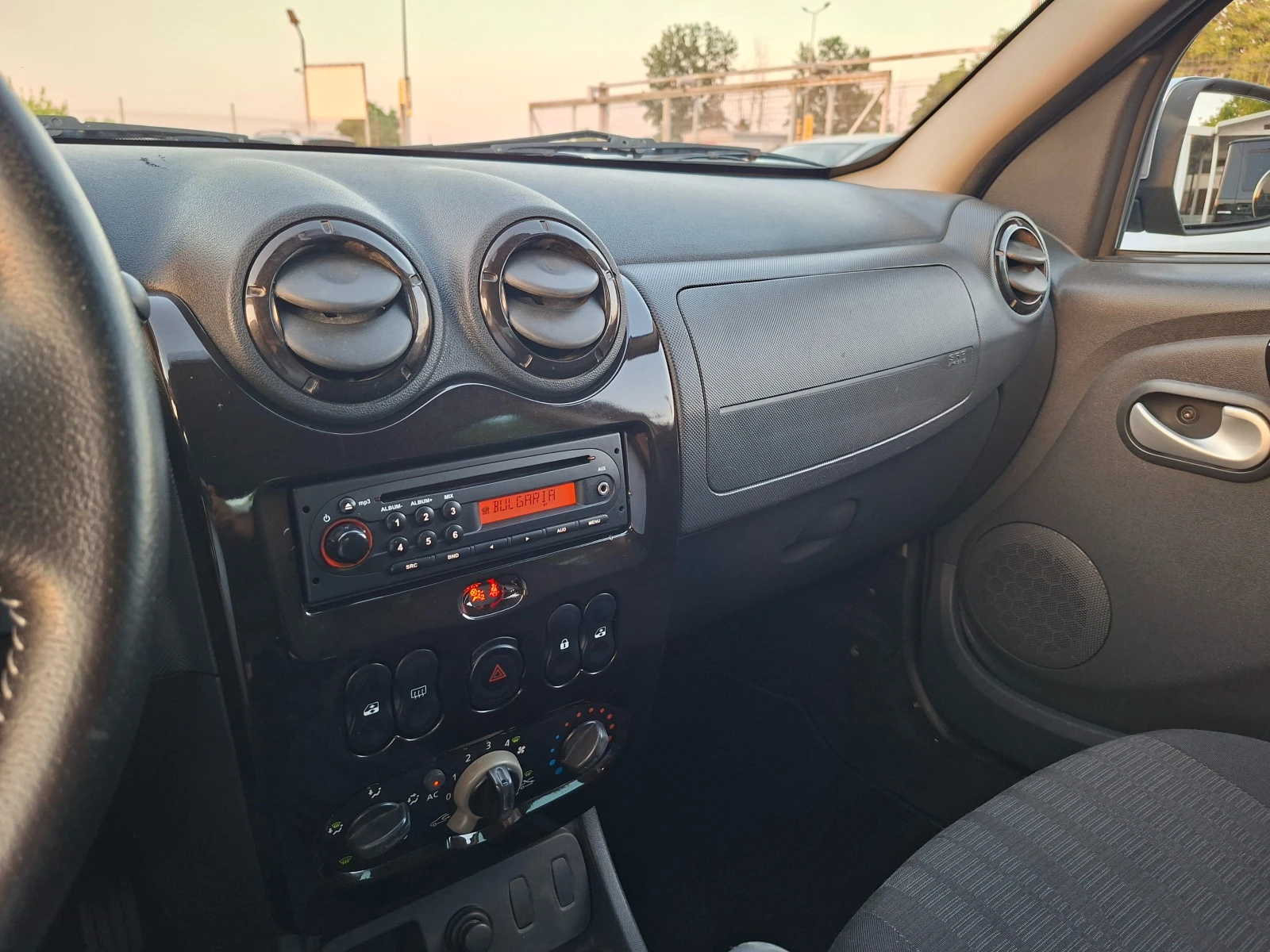 Dacia Duster 1.5DCI | Mobile.bg   13