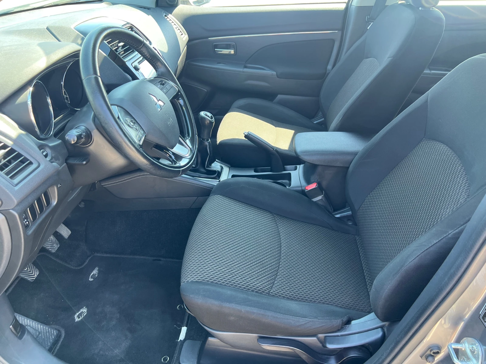 Mitsubishi ASX 1.6 ГАЗ.ИНЖ. - изображение 9