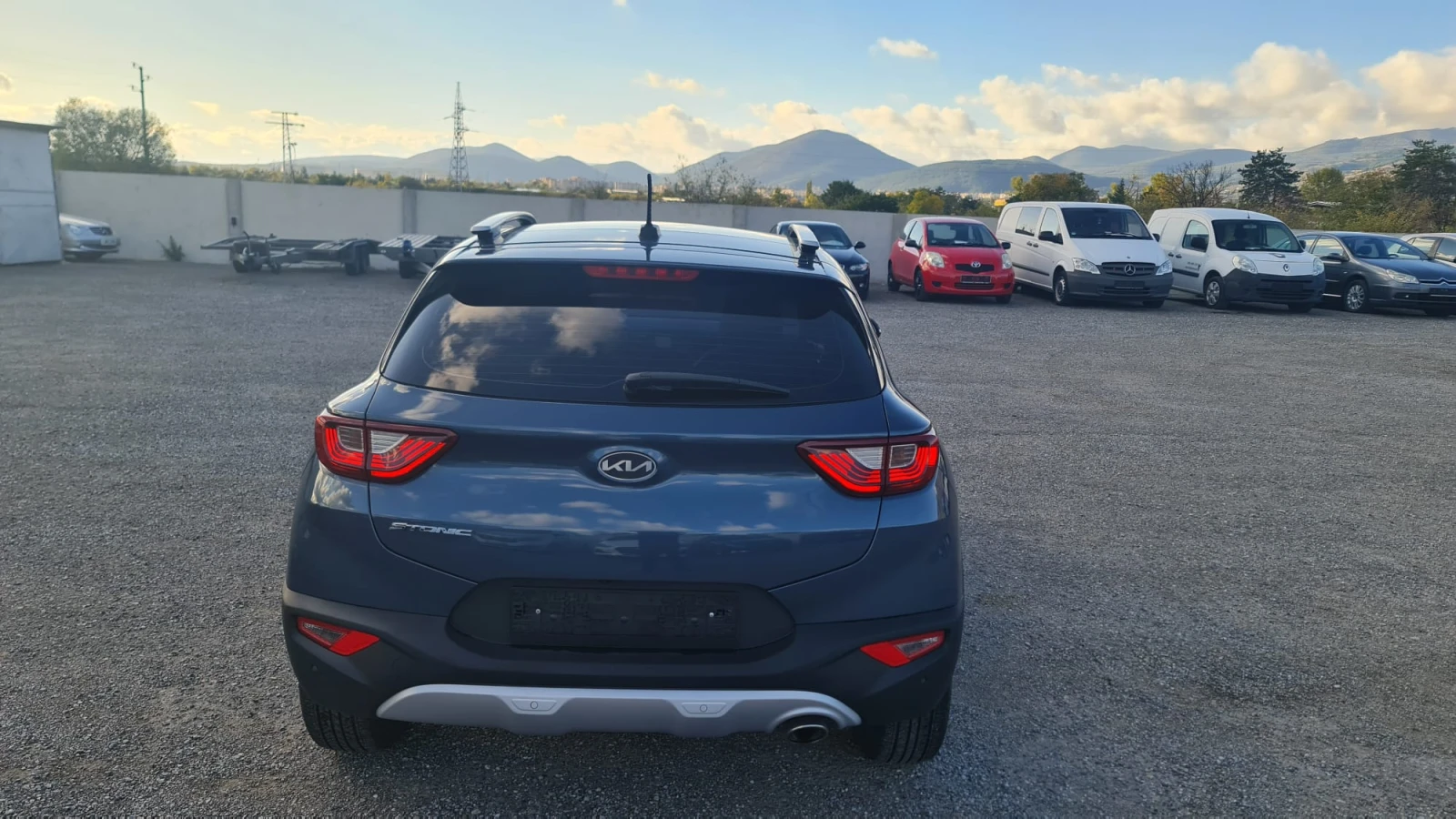 Kia Stonic 1, 6 CRDI, AUTOMAT, FULL - изображение 2