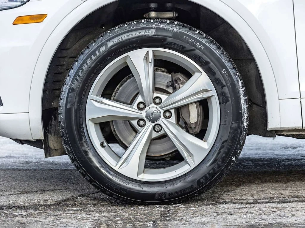 Audi Q5 * quattro Premium Plus * CARFAX * ЦЕНА ДО БГ - изображение 4