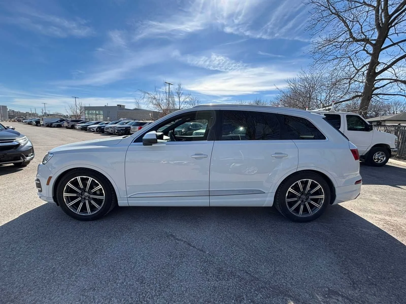 Audi Q7 Technik С регистрация + обслужване, снимка 3 - Автомобили и джипове - 54112463