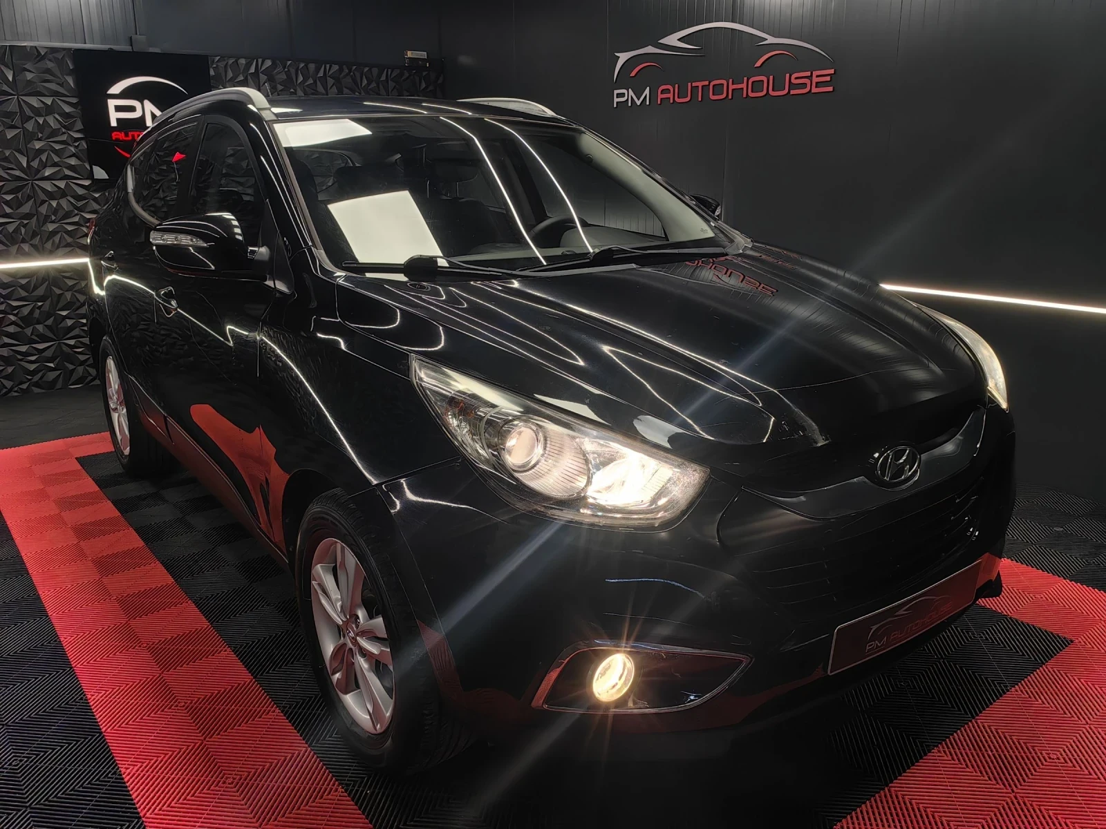Hyundai IX35 1.7CRDI* КОЖА* ПОДГРЕВ* ПАРКТРОНИК* МУЛТИ* , снимка 4 - Автомобили и джипове - 54712673