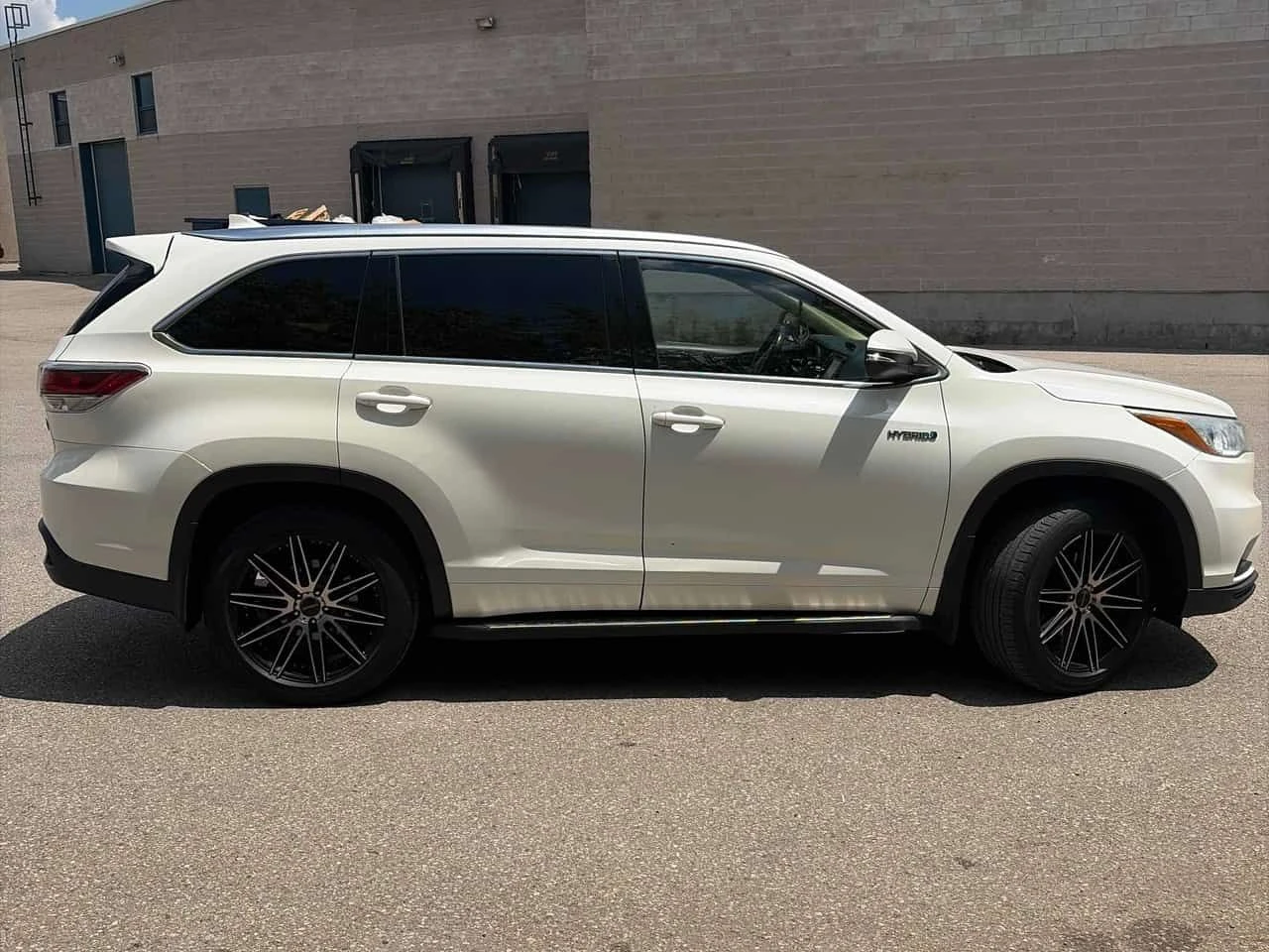 Toyota Highlander * Limited * АВТОКРЕДИТ БЕЗ ПЪРВОНАЧАЛНА * , снимка 3 - Автомобили и джипове - 55077890