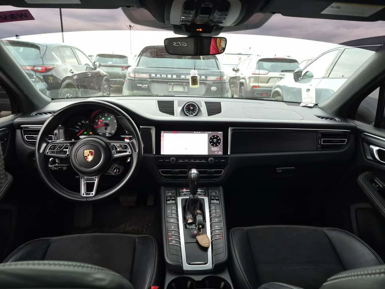 Porsche Macan GTS | CARFAX | БЕЗ ПЪРВОНАЧАЛНА ВНОСКА, снимка 9 - Автомобили и джипове - 55094290