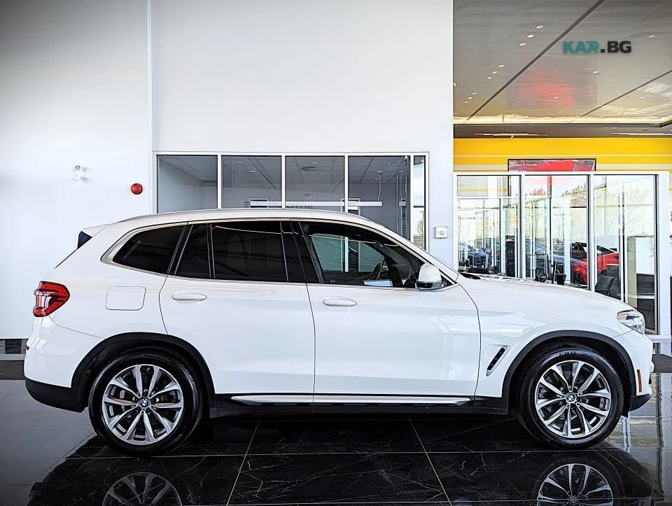 BMW X3 * xDrive * PANO * Автокредит * (Цена до България), снимка 4 - Автомобили и джипове - 55265856