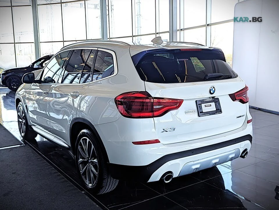 BMW X3 * xDrive * PANO * Автокредит * (Цена до България), снимка 9 - Автомобили и джипове - 55265856