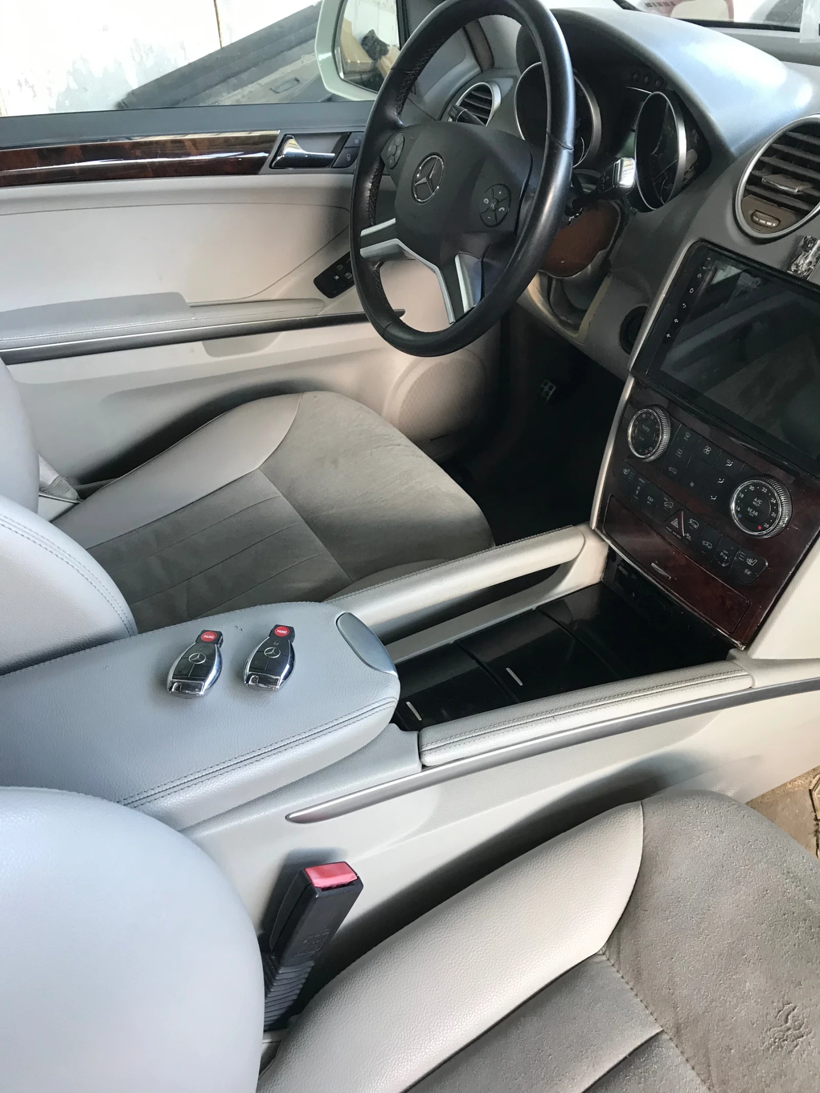 Mercedes-Benz ML 500 * Facelift * * 388* * AMG optic* , снимка 13 - Автомобили и джипове - 55824483