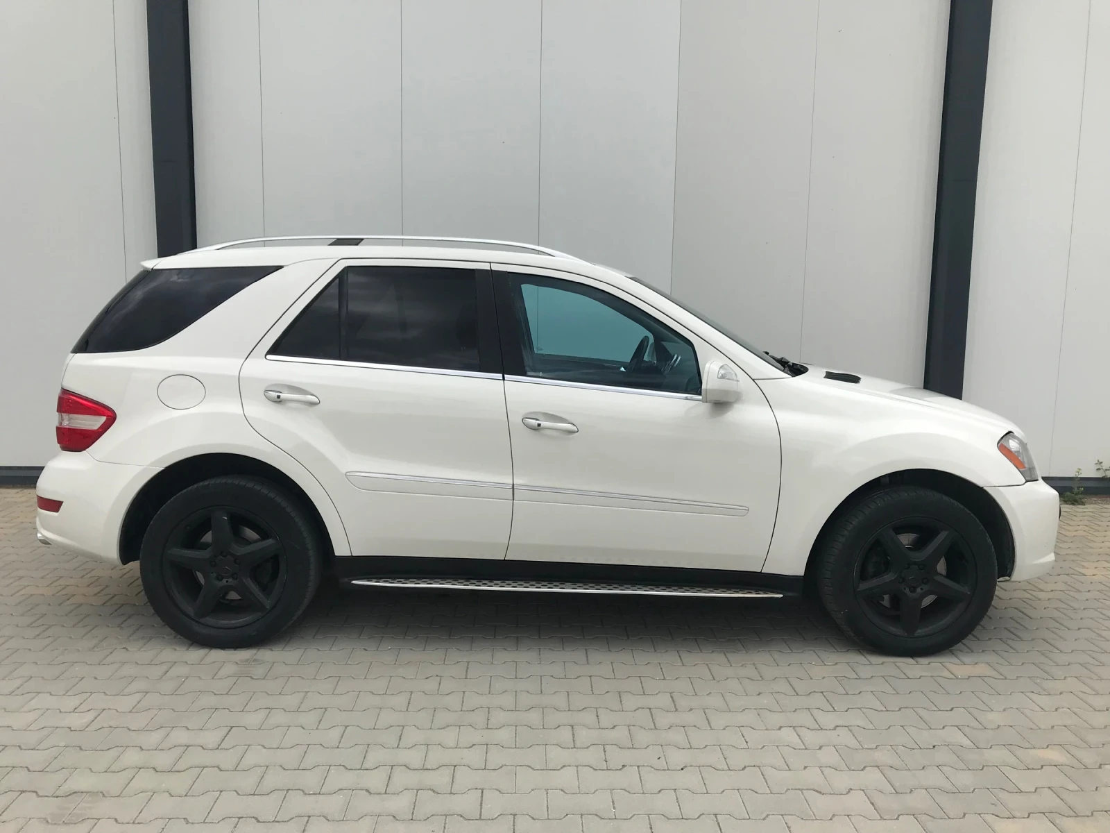 Mercedes-Benz ML 500 * Facelift * * 388* * AMG optic* , снимка 4 - Автомобили и джипове - 55824483