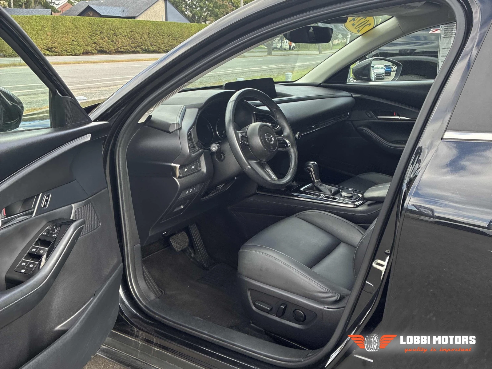 Mazda CX-30, снимка 5 - Автомобили и джипове - 56113624