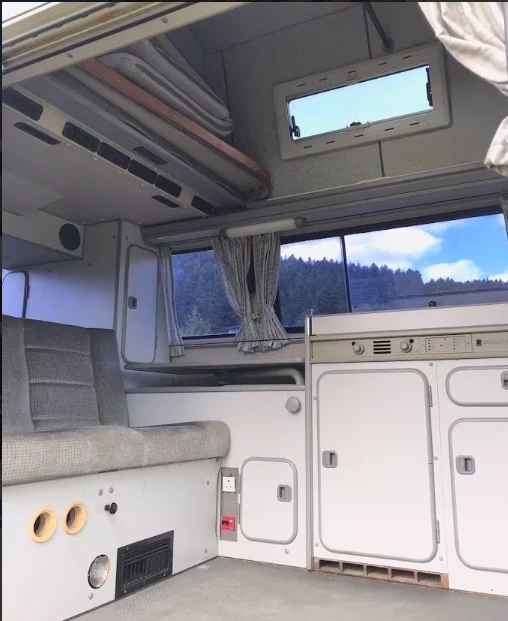 VW T3 Vanagon 2.1 AUTO Westfalia Camper, снимка 8 - Бусове и автобуси - 54748636