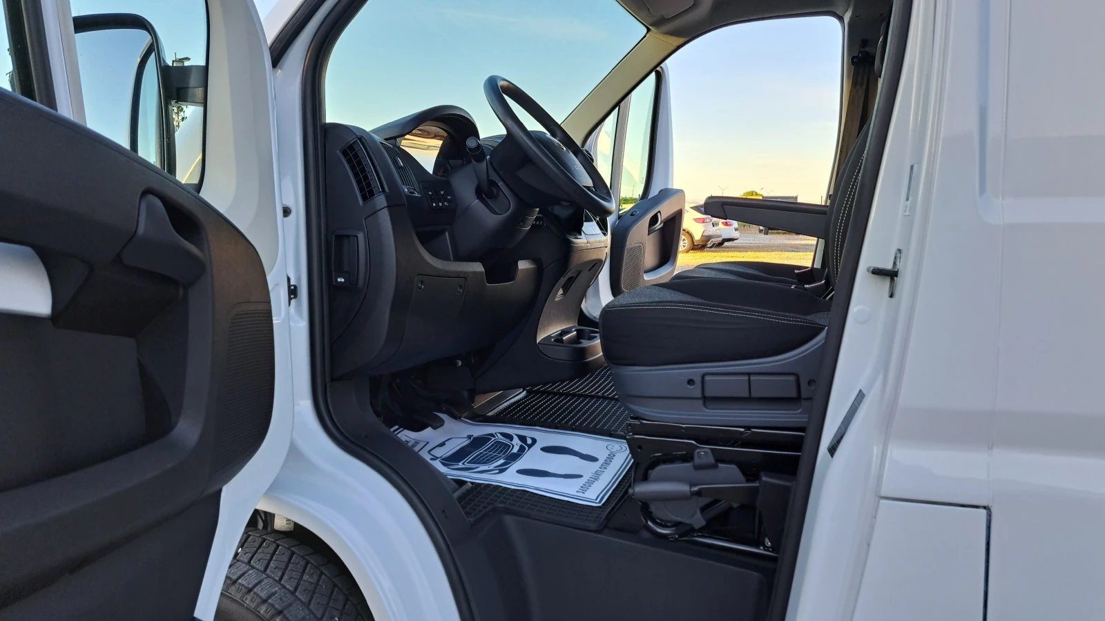 Fiat Ducato 2.3MULTIJET-6ск/ХЛАДИЛЕН/КЛИМАТИК/КАМЕРА/EURO 6, снимка 8 - Бусове и автобуси - 54716220