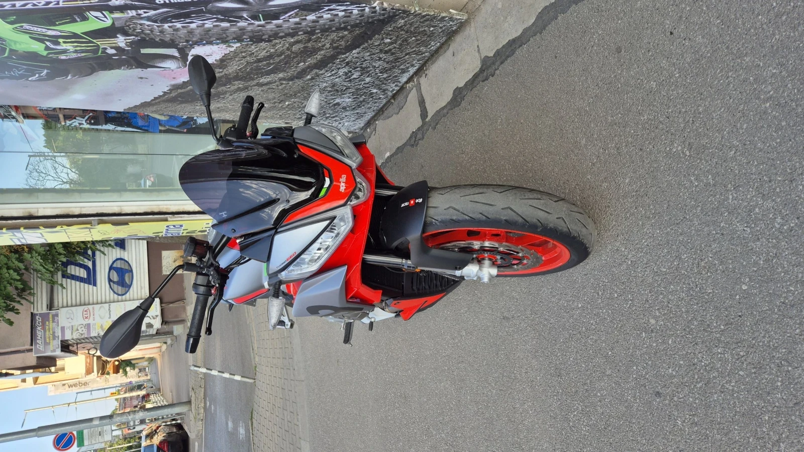 Aprilia Tuono 660 - изображение 2