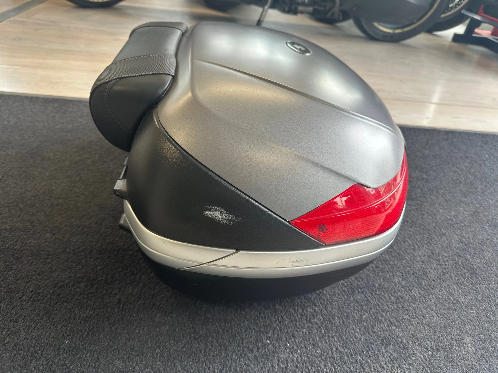 Suzuki V-strom багажен куфар, снимка 7 - Мотоциклети и мототехника - 53894376