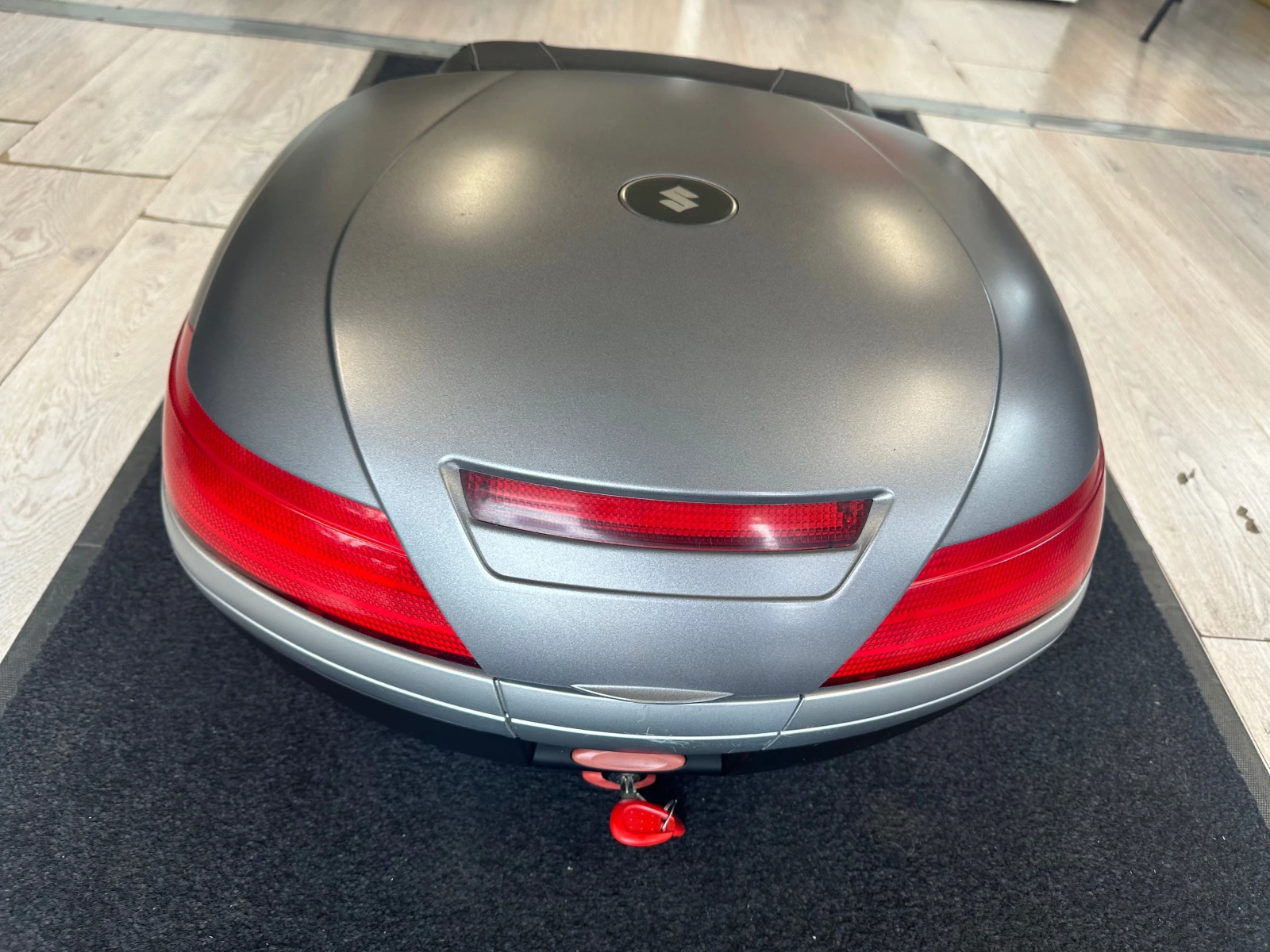 Suzuki V-strom багажен куфар, снимка 3 - Мотоциклети и мототехника - 53894376