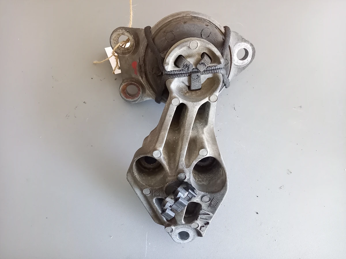 ������ ����� �������� ���� ����� 1.9��� (�1) | Mobile.bg � ����������� 1