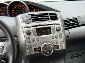 Toyota Verso 1.8i- ЛЕТИ ДЖАНТИ- 6СКОРОСТИ- КЛИМАТРОНИК- 7 МЕСТА, снимка 11