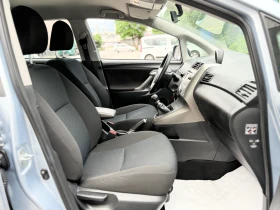 Toyota Verso 1.8i- ЛЕТИ ДЖАНТИ- 6СКОРОСТИ- КЛИМАТРОНИК- 7 МЕСТА, снимка 8