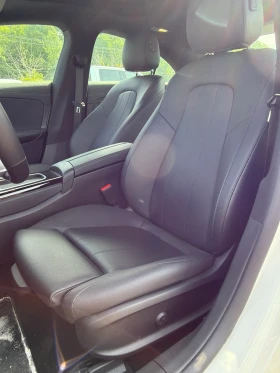 Mercedes-Benz CLA 250 4MATIC * CARFAX* ОПЦИЯ ЗА ФИНАНСИРАНЕ* , снимка 10
