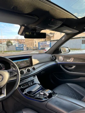 Mercedes-Benz E 350 4MATIC/258HP/AMG/DIGITAL/AMBI/CARPLAY/KLESS/770b, снимка 11