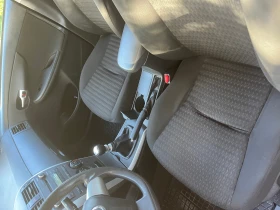 Обява за продажба на Toyota Corolla D4D ~13 500 лв. - изображение 7