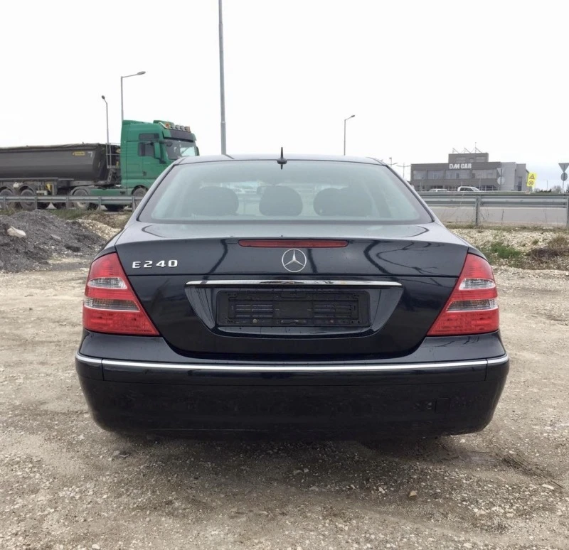 Mercedes-Benz E 240 2.6 V6 ВЕРИГА , снимка 4 - Автомобили и джипове - 46685965