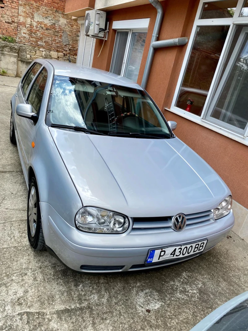 VW Golf 1.6, снимка 2 - Автомобили и джипове - 47047024