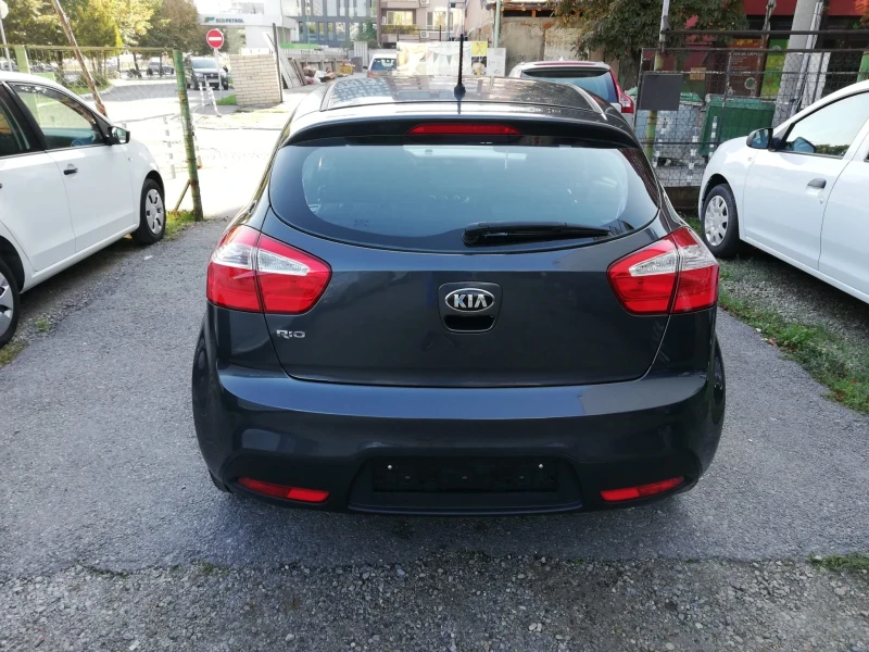 Kia Rio ТОП СЪСТОЯНИЕ !!!, снимка 6 - Автомобили и джипове - 47430203