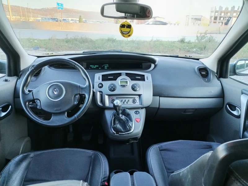 Renault Grand scenic 1.5 dci * Keyles* start stop * , снимка 17 - Автомобили и джипове - 48559341