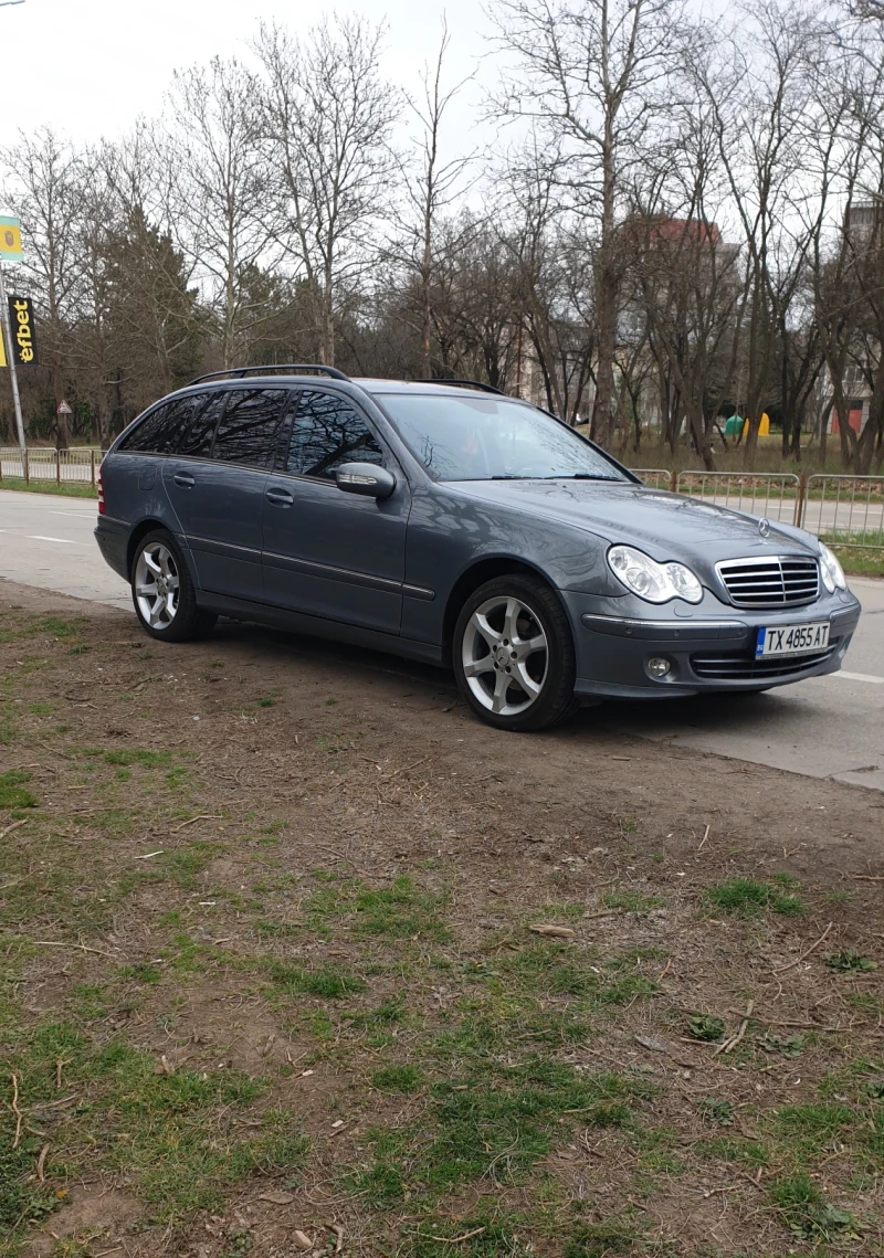 Mercedes-Benz C 220, снимка 1 - Автомобили и джипове - 48591845