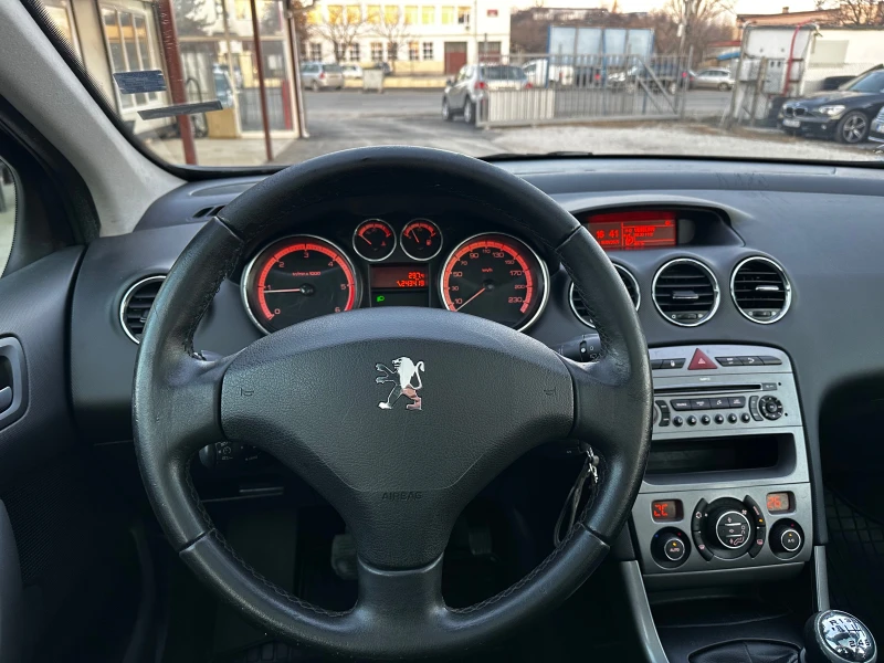 Peugeot 308 1.6HDI 110к.с ПЕРФЕКТНА, снимка 11 - Автомобили и джипове - 48719001