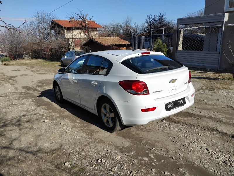 Chevrolet Cruze Газ, снимка 4 - Автомобили и джипове - 48918995