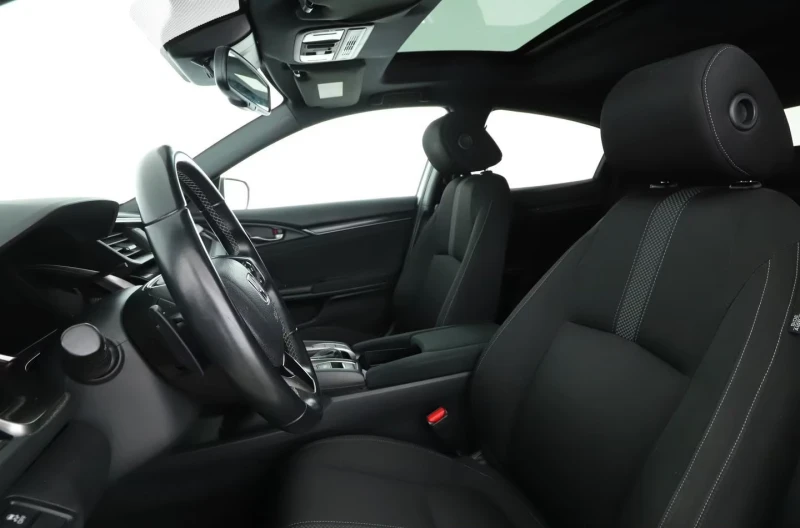 Honda Civic 1.5VTEC/SPORT-PLUS/182HP/PANO/LED/ACC/CAM/PDC/930f, снимка 11 - Автомобили и джипове - 52474656