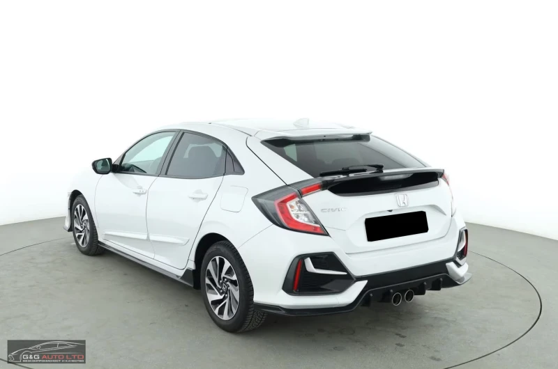 Honda Civic 1.5VTEC/SPORT-PLUS/182HP/PANO/LED/ACC/CAM/PDC/930f, снимка 4 - Автомобили и джипове - 52474656