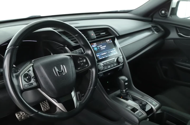 Honda Civic 1.5VTEC/SPORT-PLUS/182HP/PANO/LED/ACC/CAM/PDC/930f, снимка 12 - Автомобили и джипове - 52474656