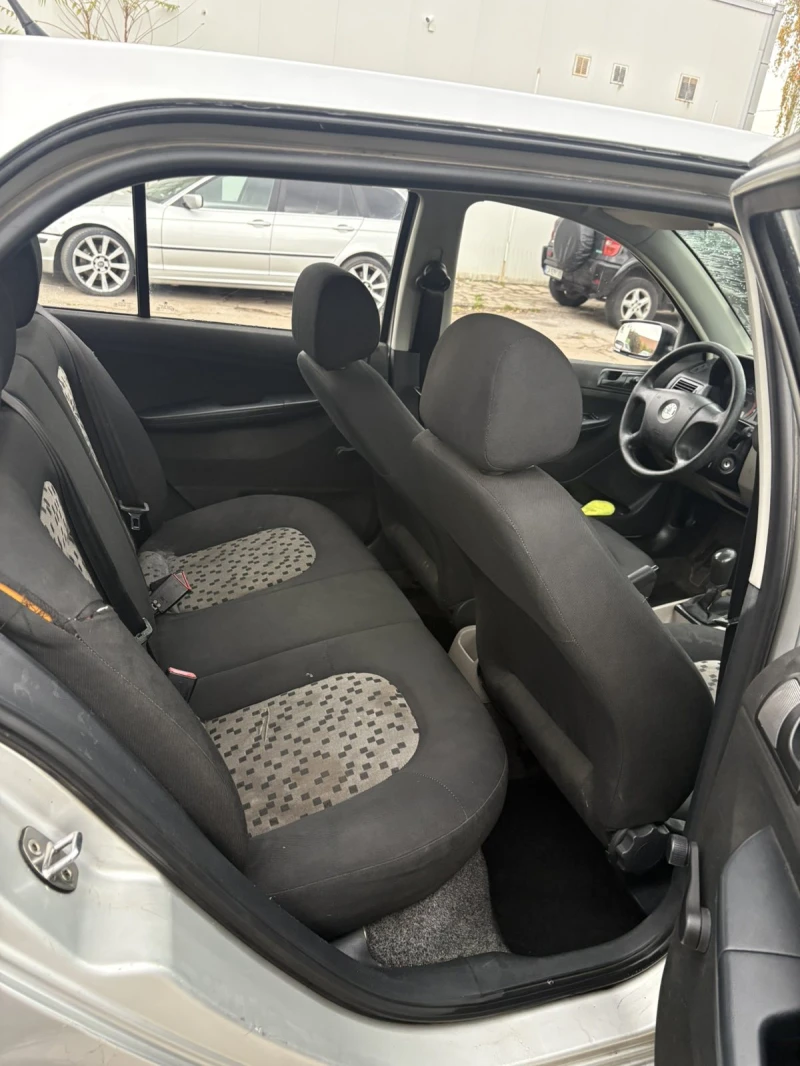 Skoda Fabia Бензин/газ, снимка 10 - Автомобили и джипове - 52553756