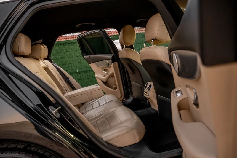 Mercedes-Benz C 250 9G 4MATIK FULL MAX , снимка 12 - Автомобили и джипове - 53059775