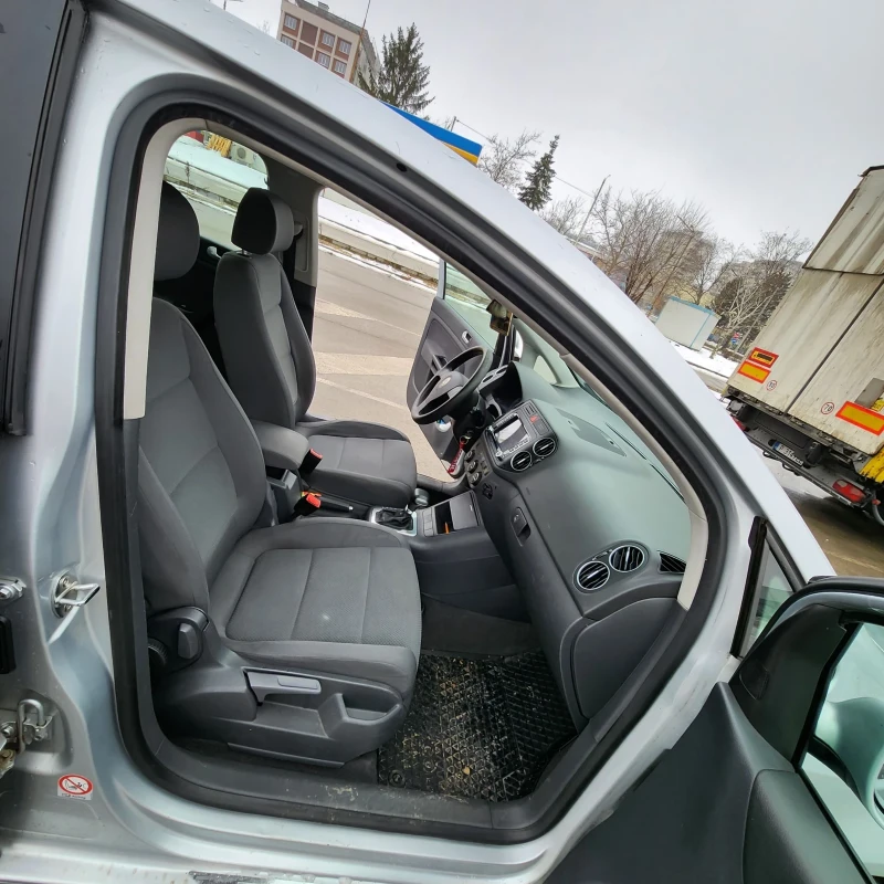 VW Golf Plus 1.9 TDI 105hp DSG6, снимка 9 - Автомобили и джипове - 53211716