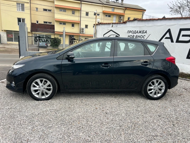 Toyota Auris 1.6-NAVI FULL, снимка 8 - Автомобили и джипове - 53431801