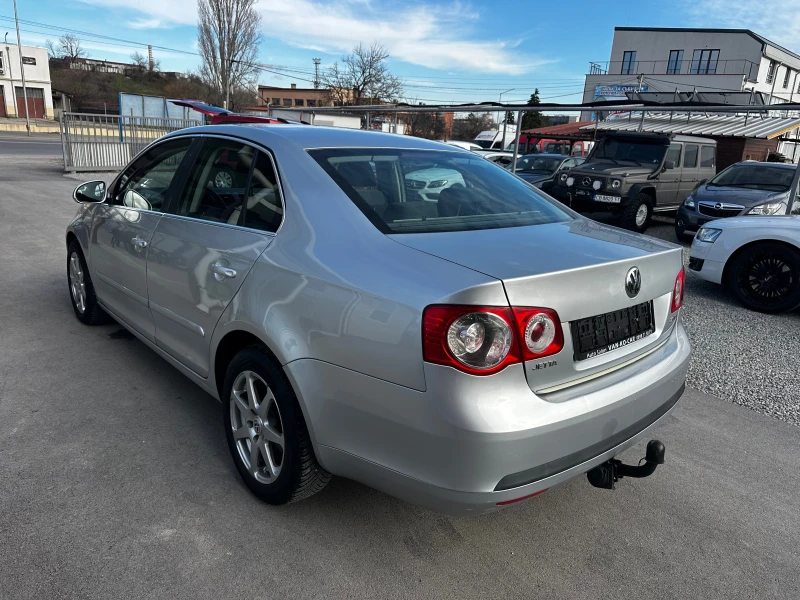 VW Jetta 2.0TDI 140к.с DSG, снимка 3 - Автомобили и джипове - 53476462