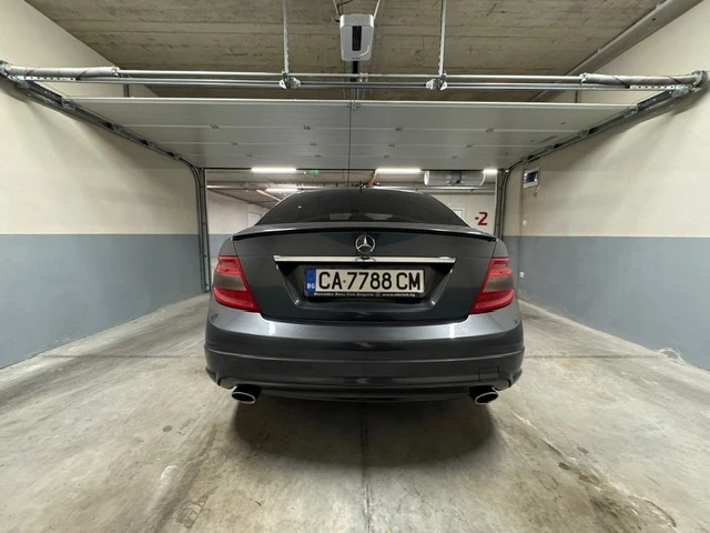 Mercedes-Benz C 300, снимка 8 - Автомобили и джипове - 49548257