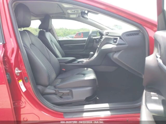 Toyota Camry SE - изображение 5