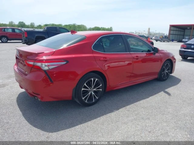 Toyota Camry SE - изображение 4