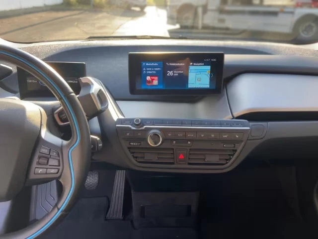 BMW i3 120Ah/170HP/ACC/LED/NAVI/VCONTROL/DAB/949f, снимка 13 - Автомобили и джипове - 52691428