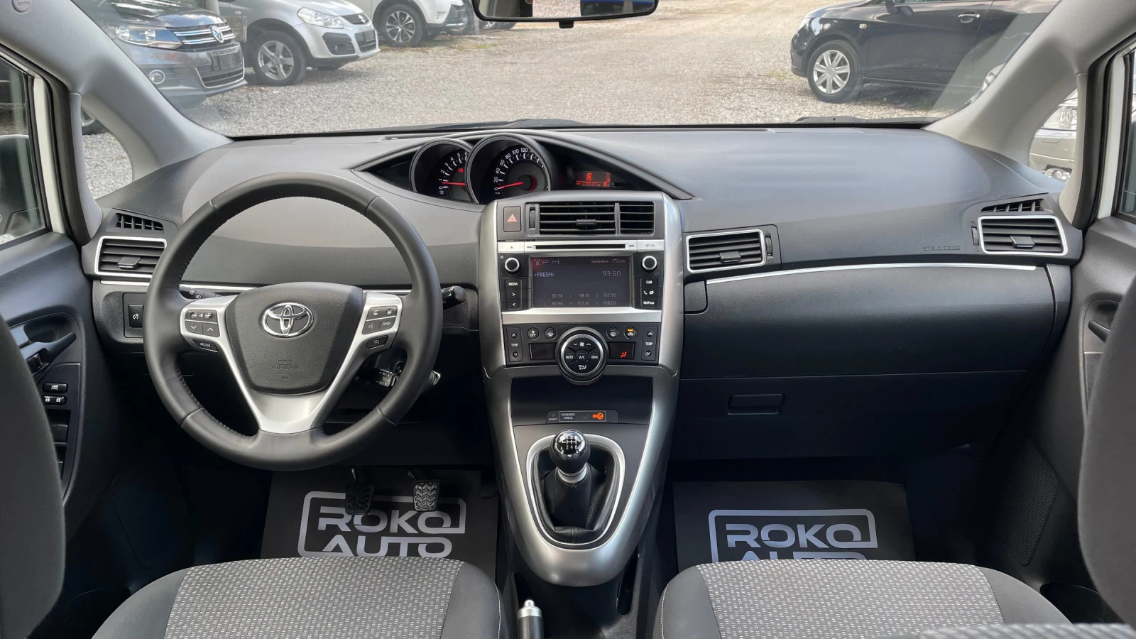 Toyota Verso 1.8 VVT/БЯЛА ПЕРЛА/ 6+ 1 МЕСТА/ КАМЕРА/ ТЕМПОМАТ/ - изображение 10