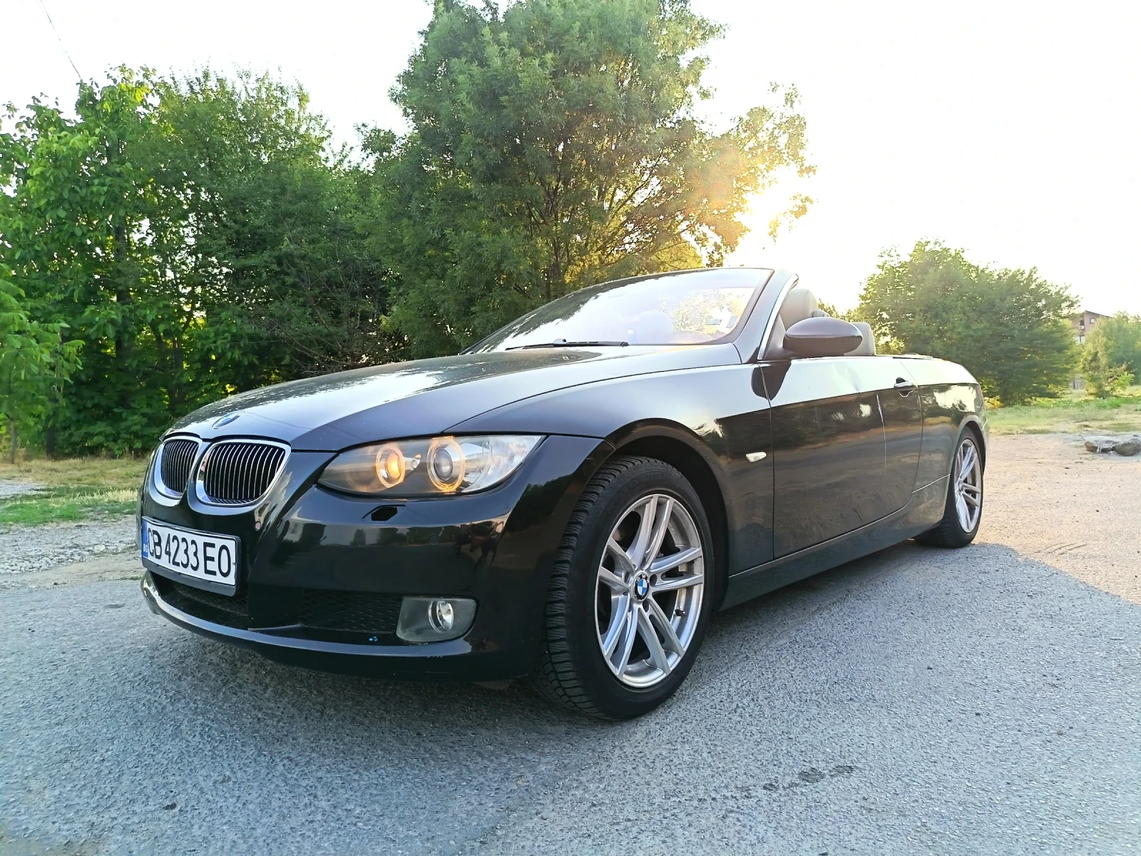 BMW 325 3.0 218кс 6скорости - изображение 5