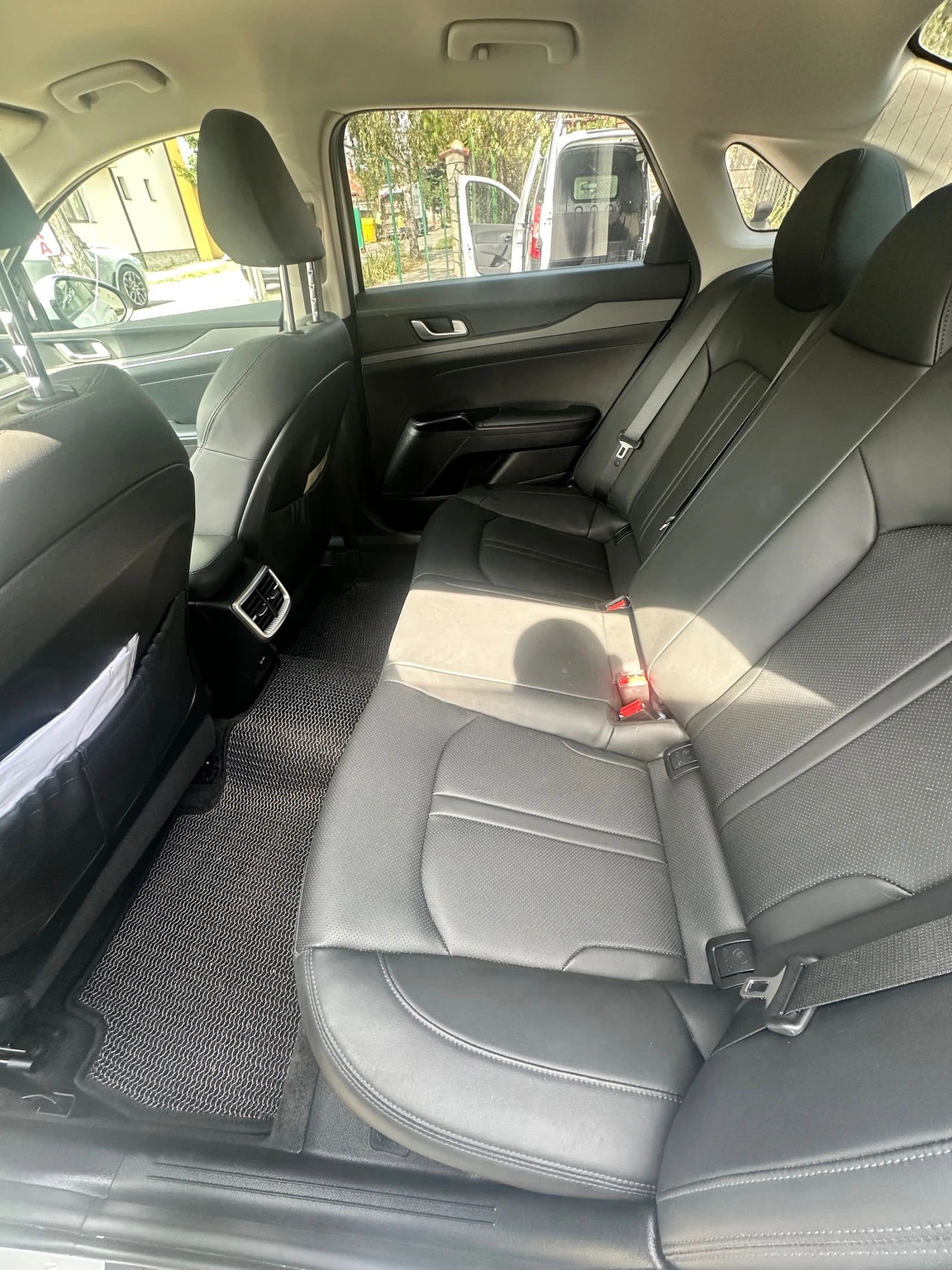 Kia K5  - изображение 10